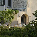 Willa Chateau De Neydens